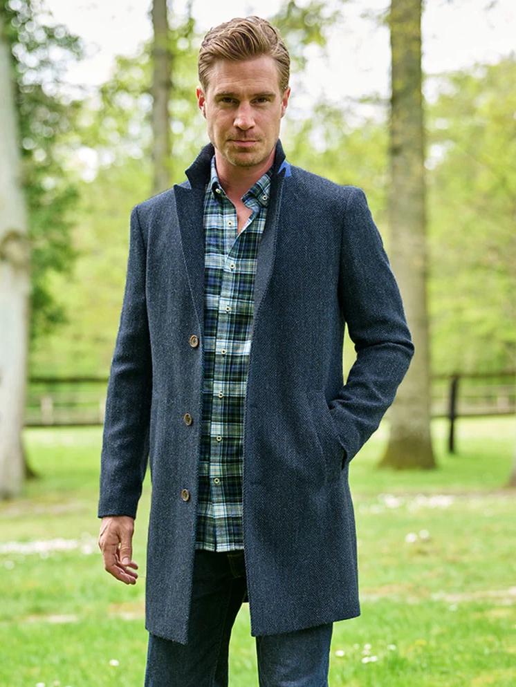 Harris_Tweed_Overjas__Blue_herringbone
