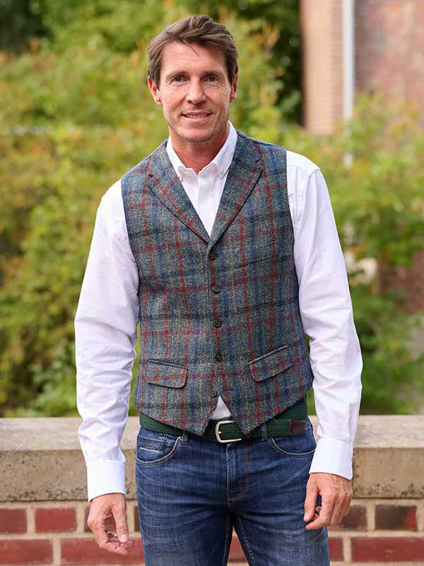 Harris_Tweed_Vestje_Wales_Met_Revers_In_Royal_Check