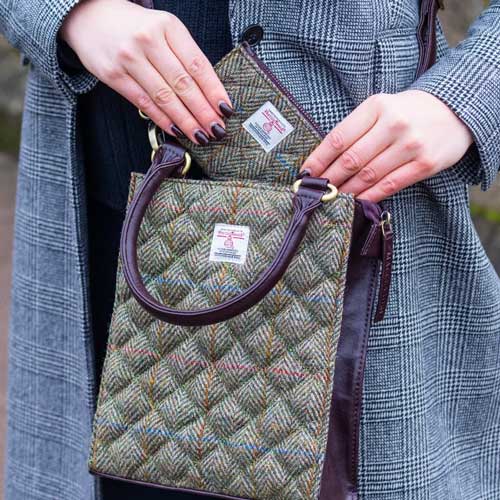 Harris Tweed Quilt Mini Tote Bag in Country Green – Bild 3