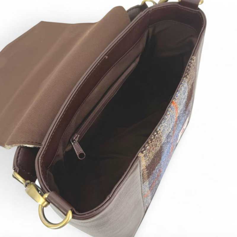 Harris Tweed Highland Messenger Bag in Blau/Braun kariert – Bild 6